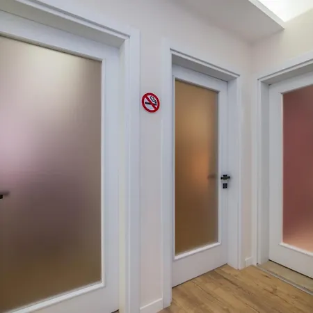 ホテル Ece Marina