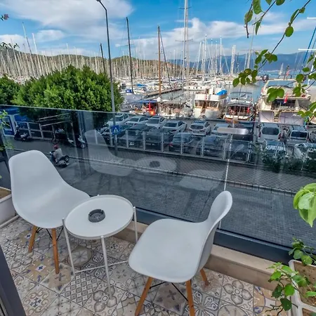 Ece Marina 2* フェティエ