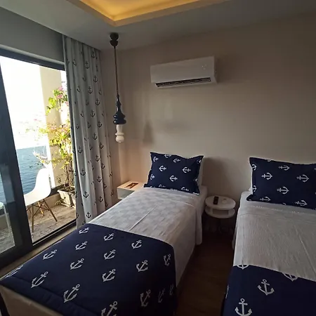 Ξενοδοχείο Ece Marina 2*