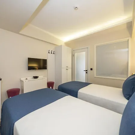 Ece Marina Отель Фетхие