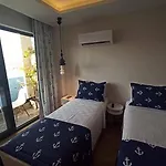 Hotell Ece Marina 2*