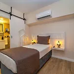 Hotell Ece Marina