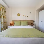 Hotell Ece Marina 2*
