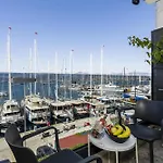 Hotell Ece Marina
