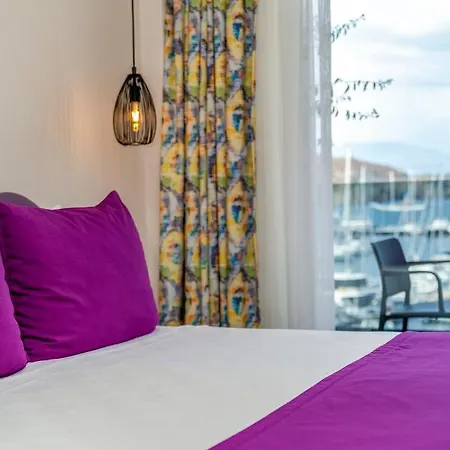 Hotel Ece Marina