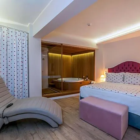 فندق Ece Marina