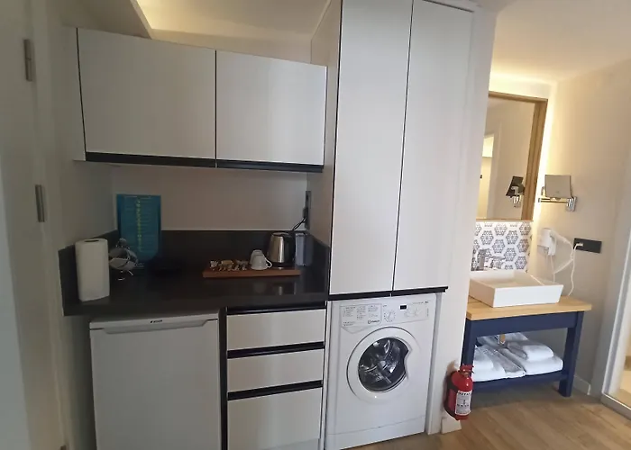 Ece Marina フェティエ