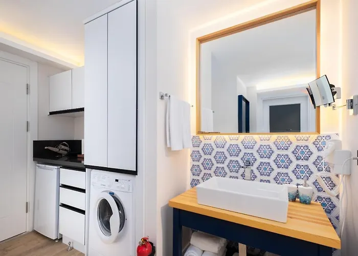 ホテル Ece Marina 2*